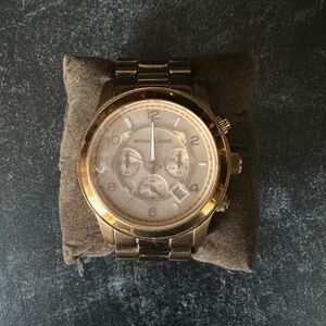 Michael Kors Runway Rose Gold Bracelet Watch EUD